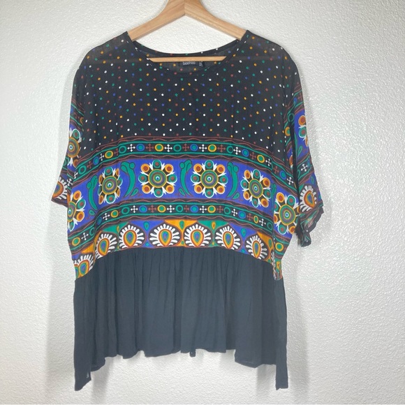 Boohoo Flowy Floral Blouse Size 18 Short Sleeves Black Colorfull Top ruffles - Picture 2 of 13